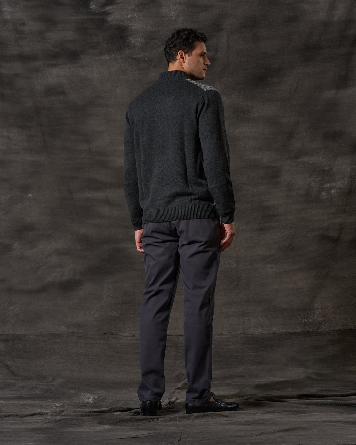 GF Logo Knit Zip Sweater