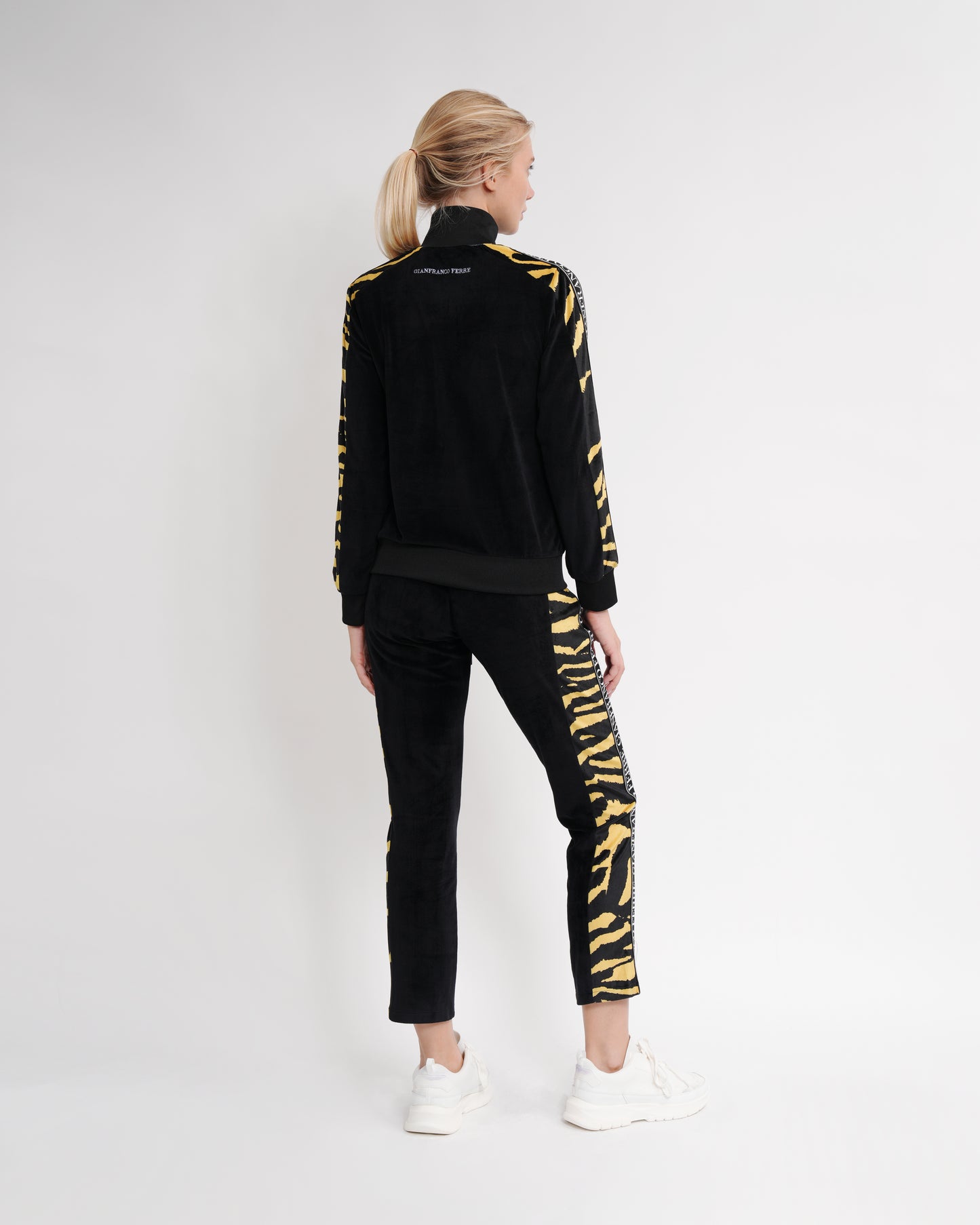 Logo and Tiger Print Tracksuit Set