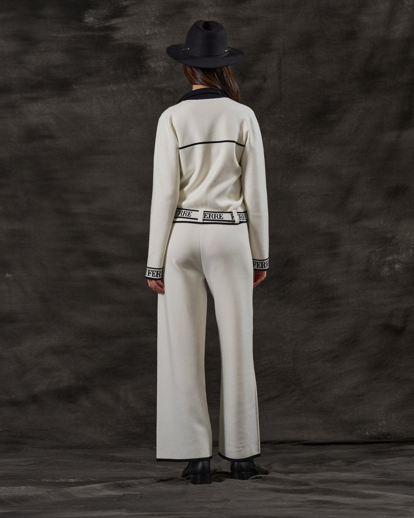 Ferre Contrast-Trim Knit Set