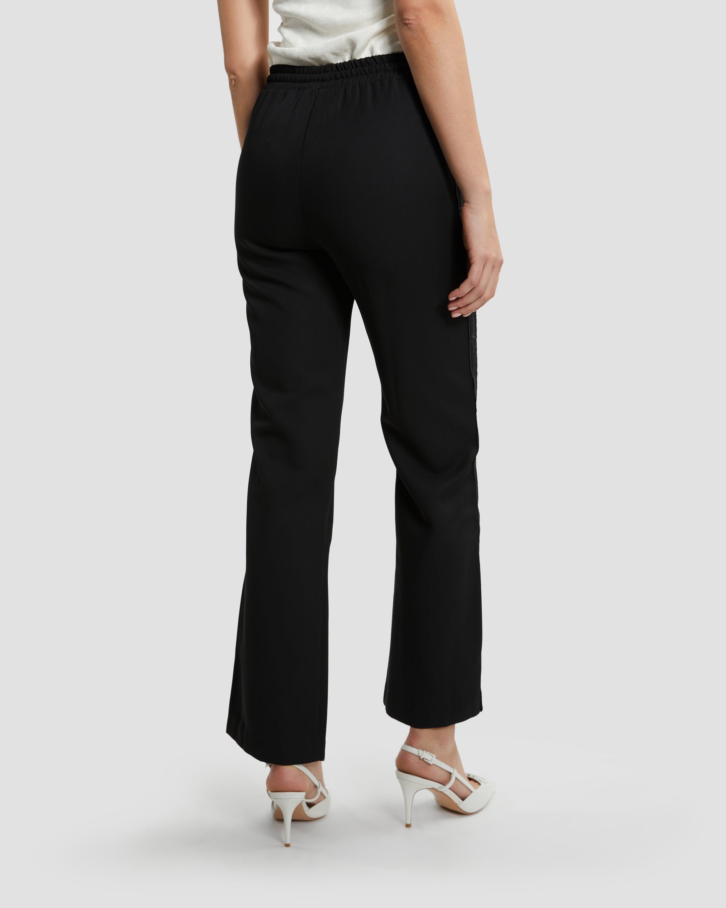 Side Logo Tapered Pants