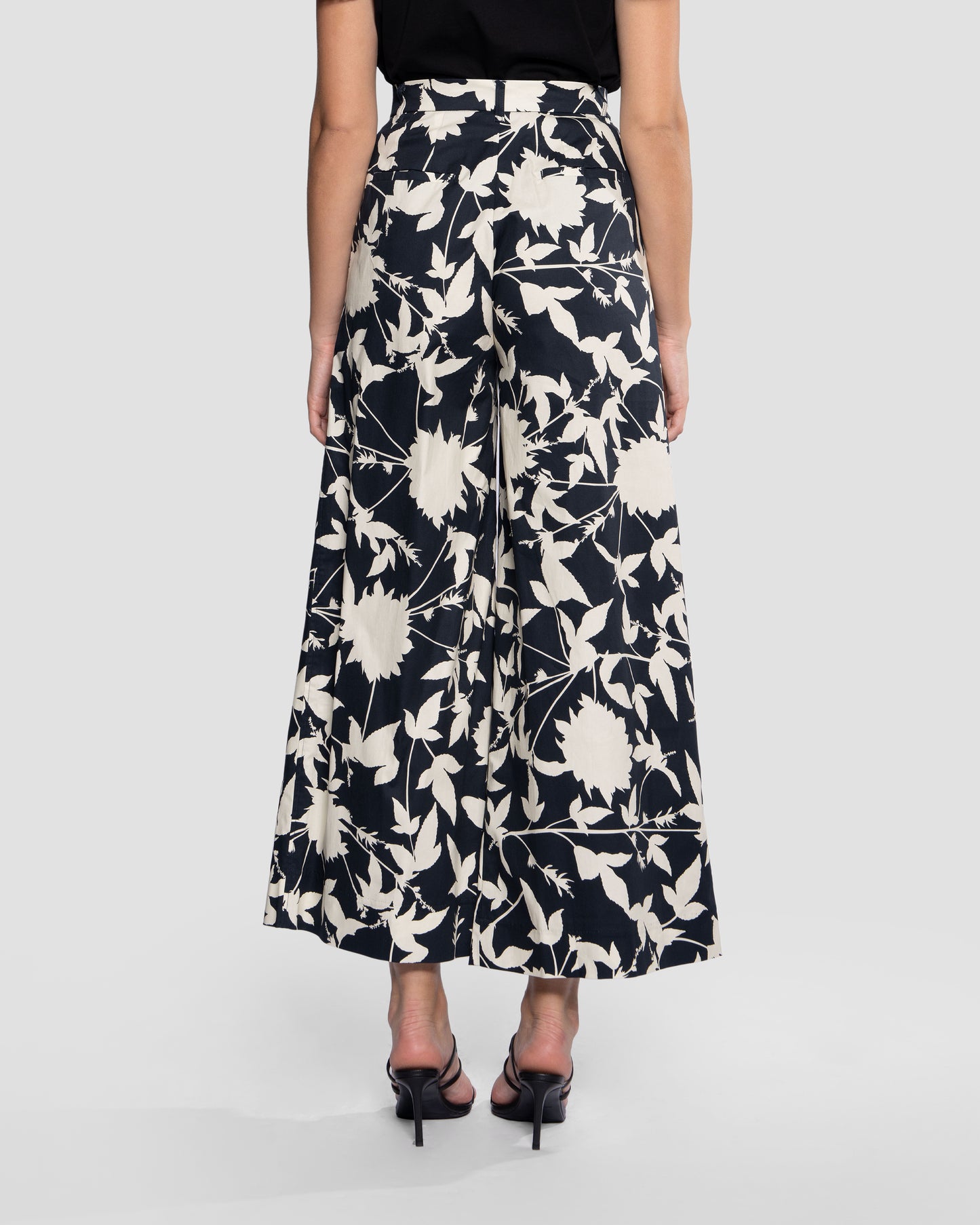 Floral Print Wide-Leg Pants