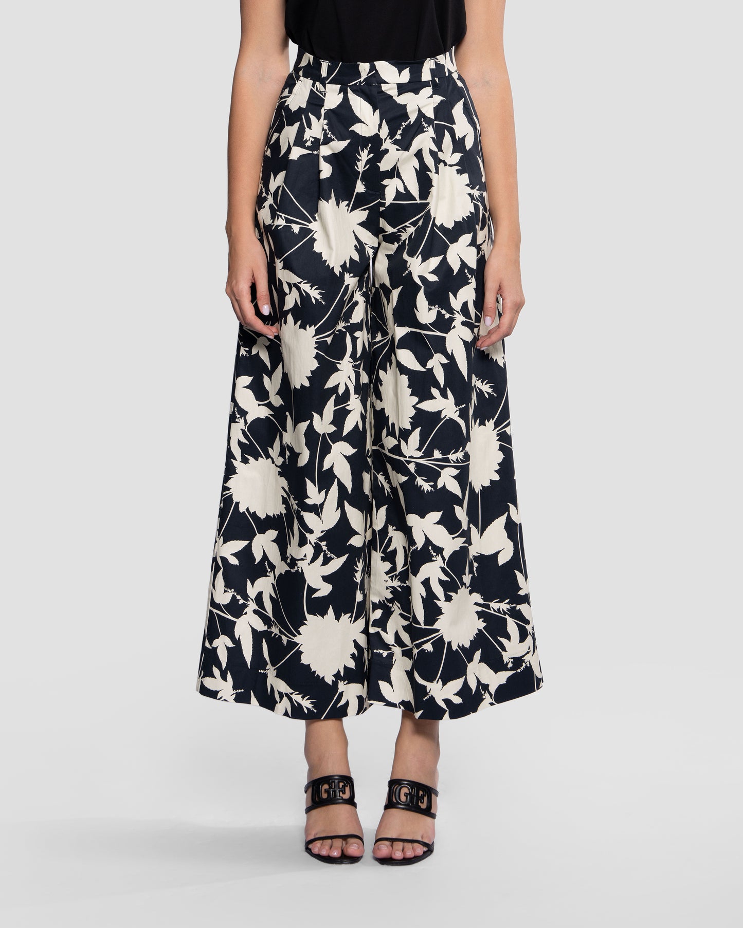 Floral Print Wide-Leg Pants