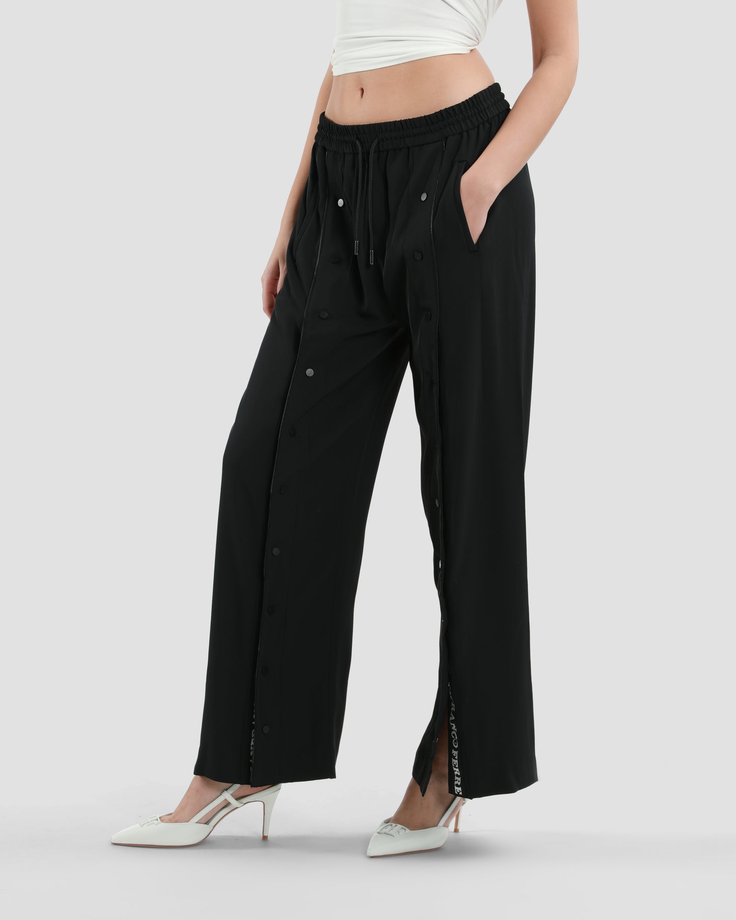 Button Slit Pants