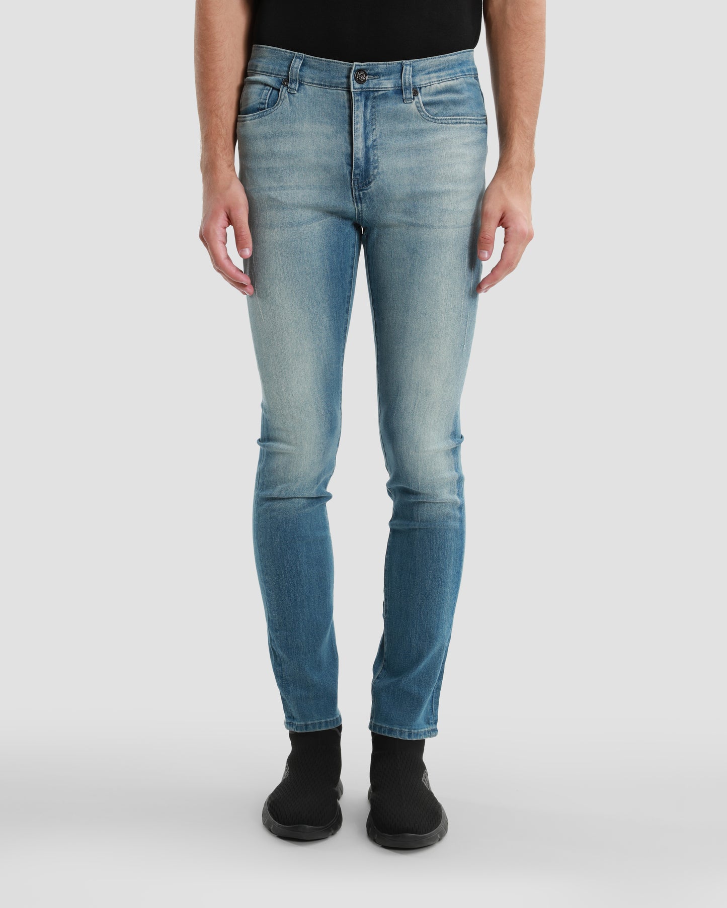 Light Bleached Jeans