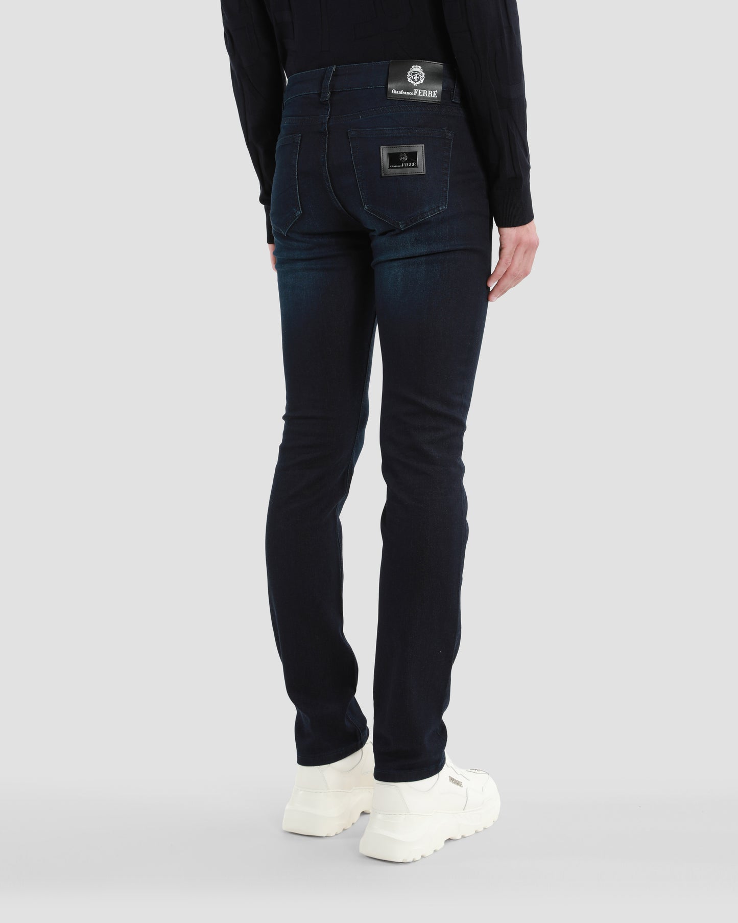 Minimal Bleached Jeans