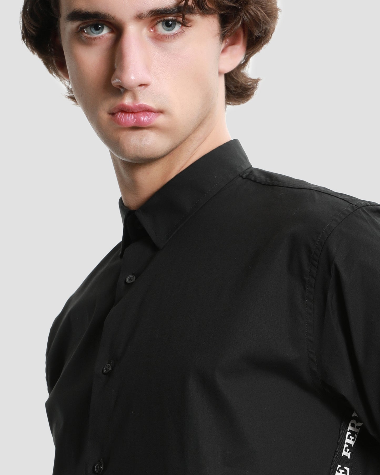 Side Logo Tapered Shirt
