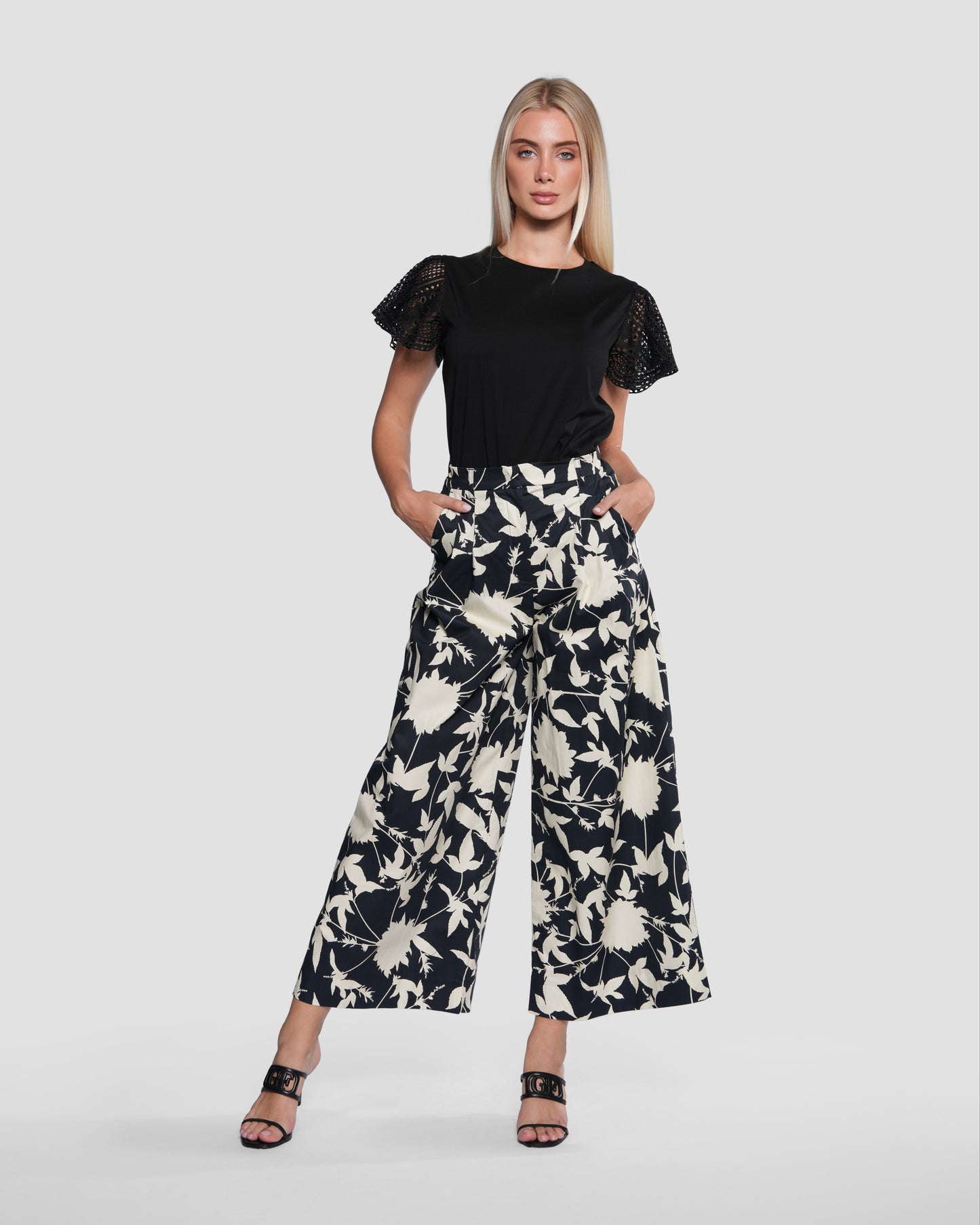 Floral Print Wide-Leg Pants