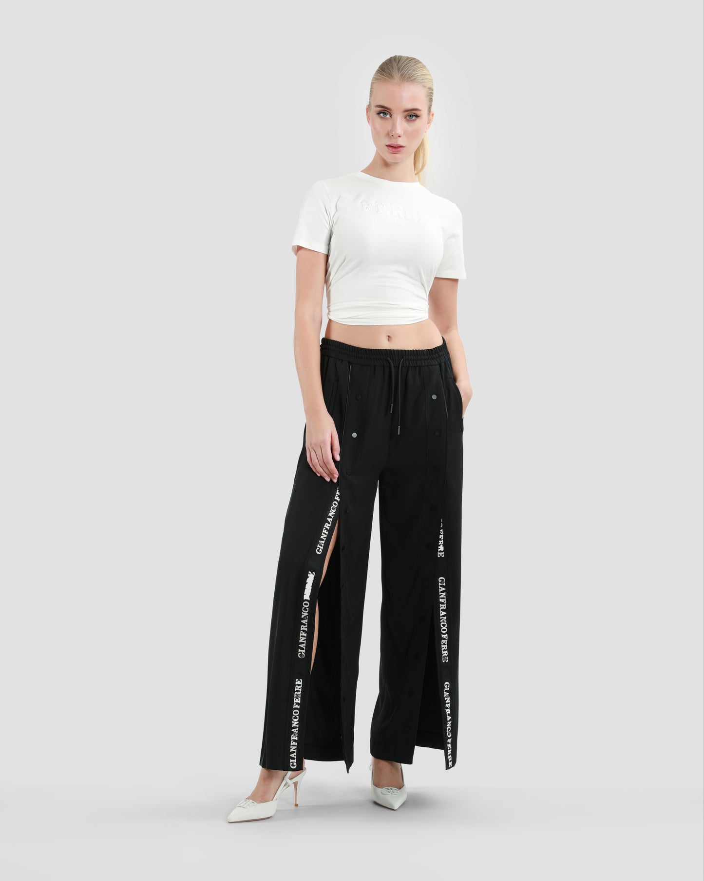 Button Slit Pants