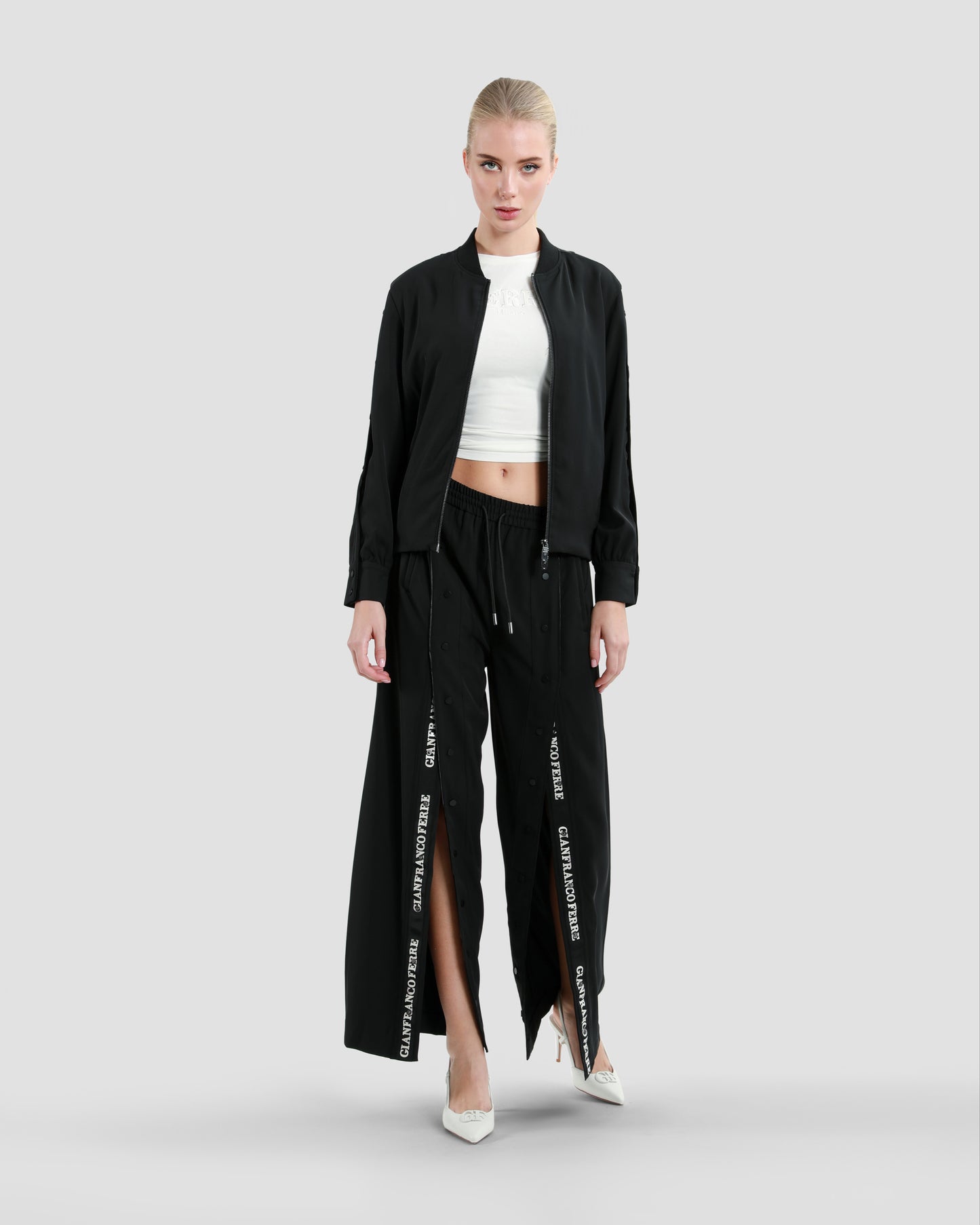 Button Slit Pants