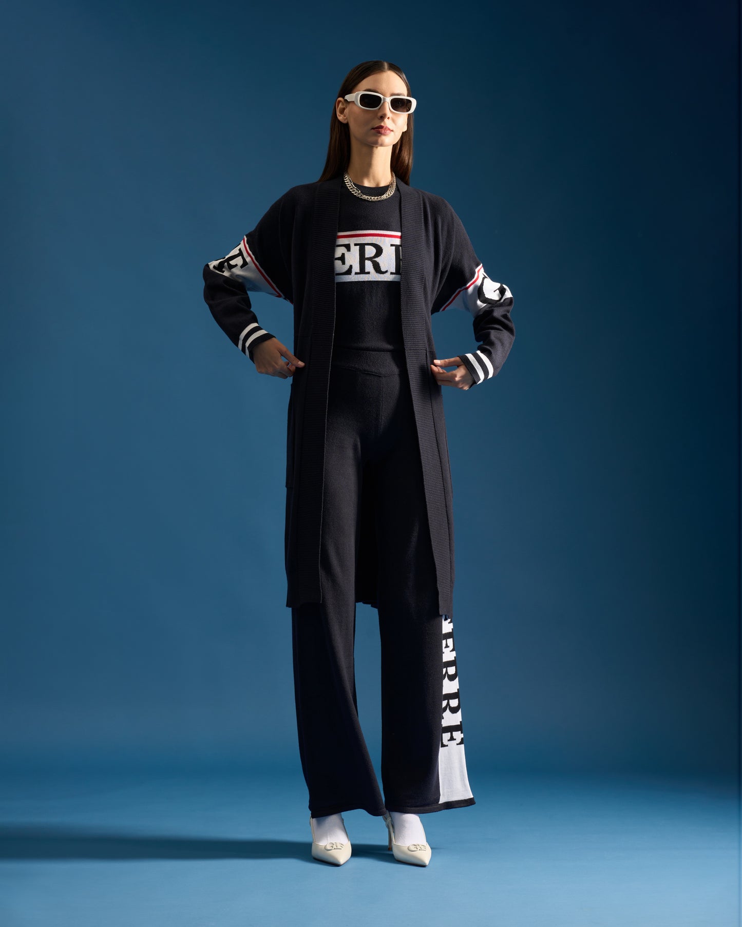 Contrasting Ferre Accented Flared Trousers