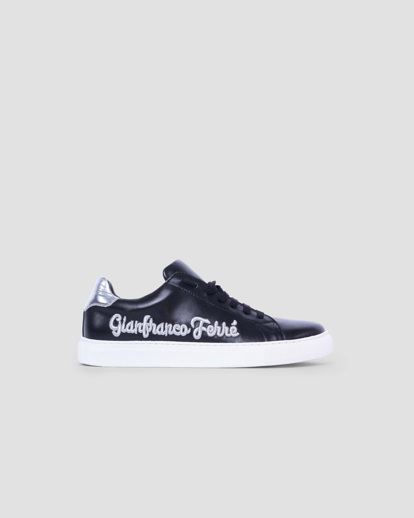 Silver Detail Embroidery Sneakers