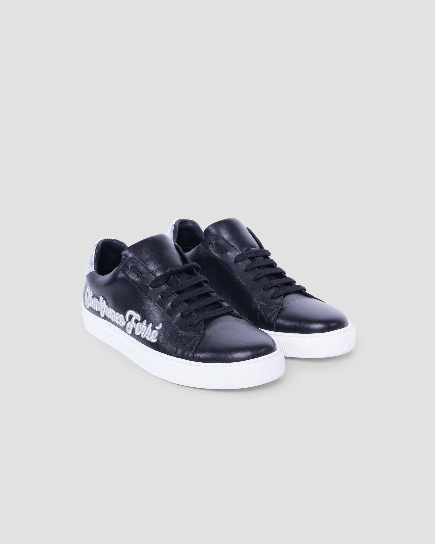 Silver Detail Embroidery Sneakers