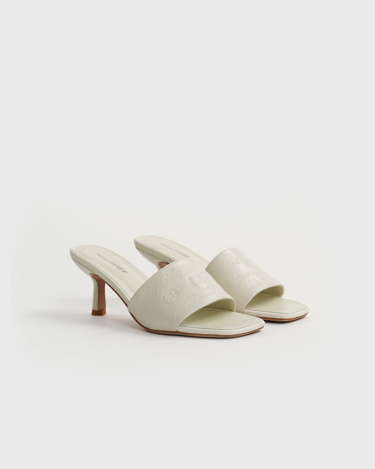 GF Logo Leather Heeled Sandals