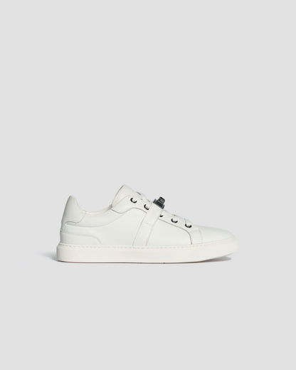 Nova Twist Lock Sneakers