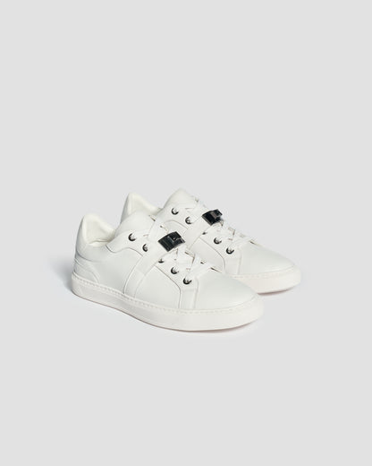 Nova Twist Lock Sneakers