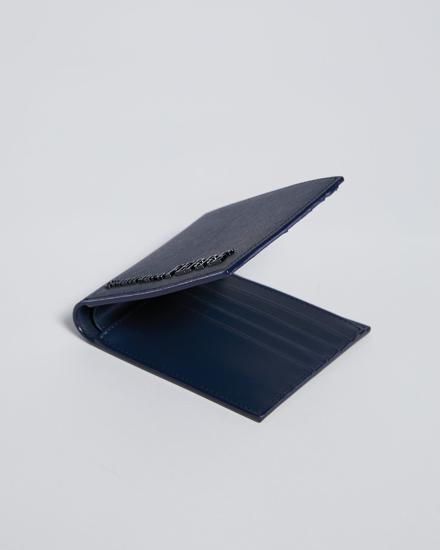 Monochrome Textured Bifold Wallet - Eight Slots