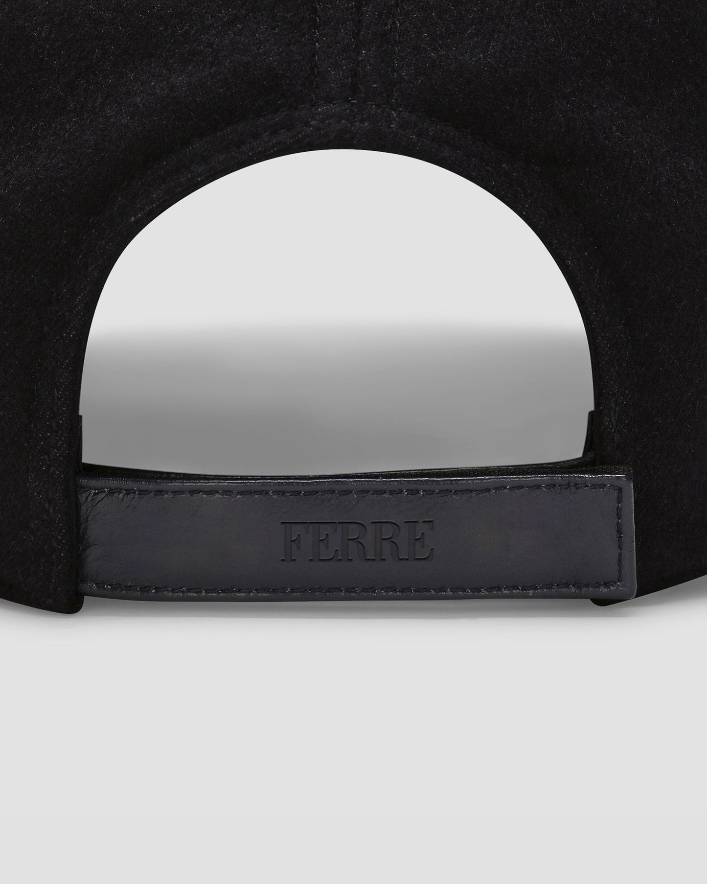Ferre Onyx Dual-Texture Cap