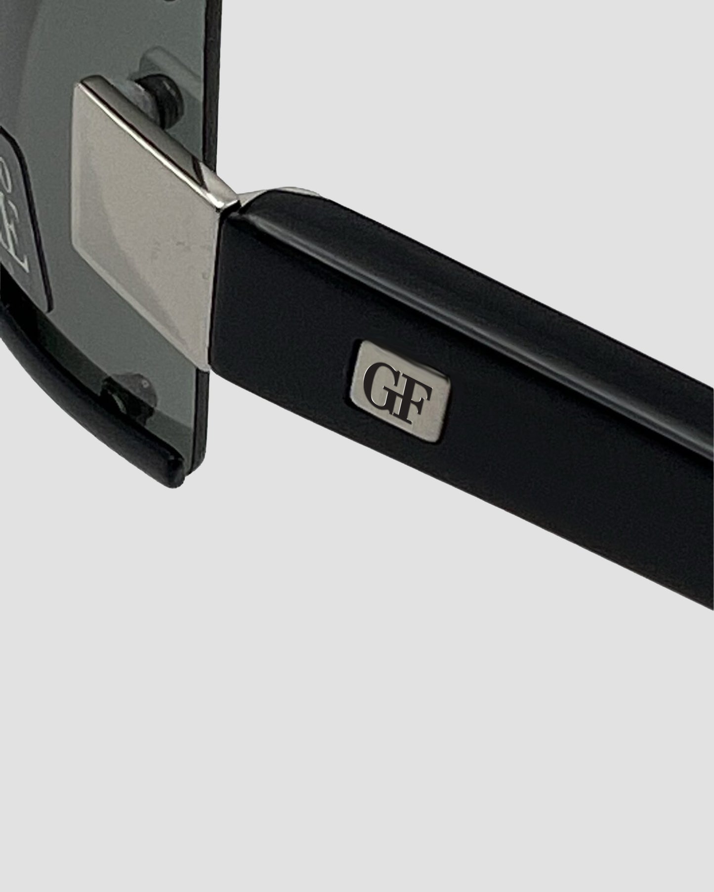 GF Dark-Orbit 360